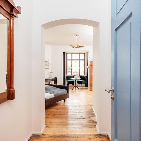 Kuenstlerzimmer Im Kulturhaus Haeselburg Gera Exterior foto