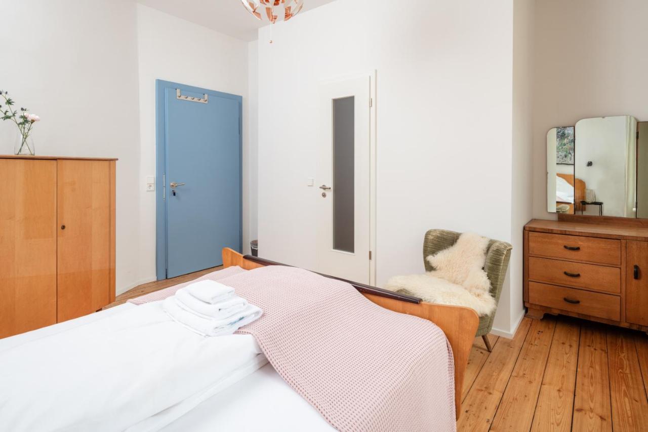Kuenstlerzimmer Im Kulturhaus Haeselburg Gera Exterior foto