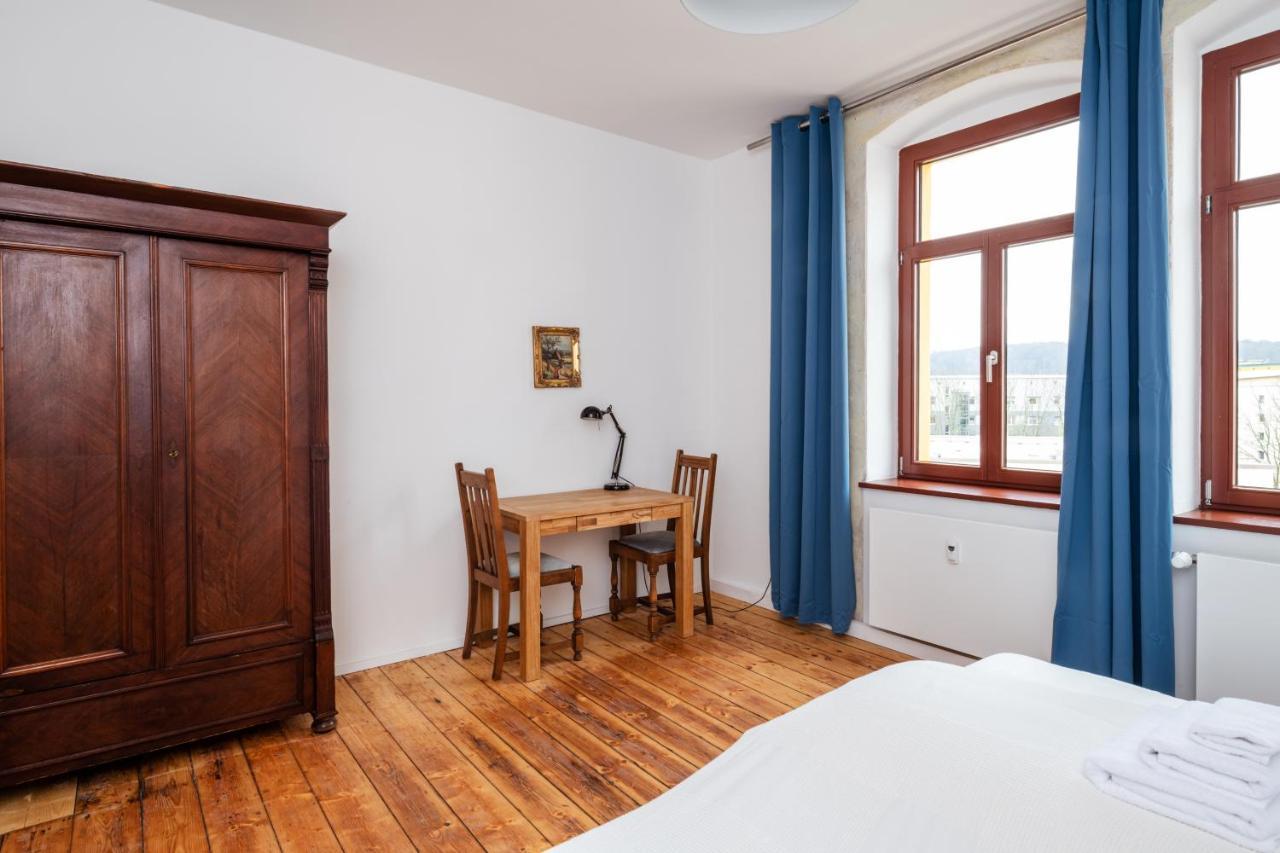 Kuenstlerzimmer Im Kulturhaus Haeselburg Gera Exterior foto