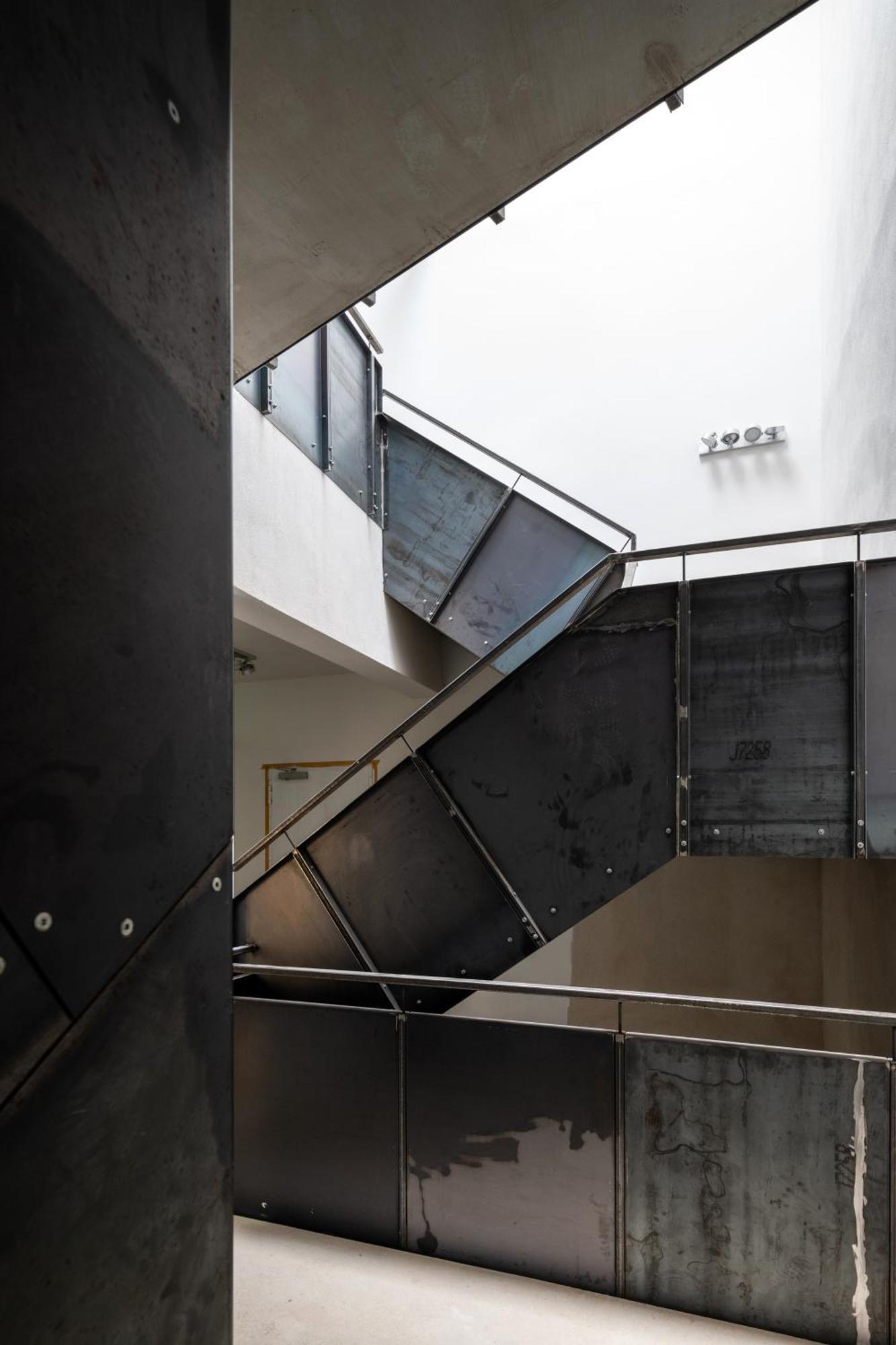 Kuenstlerzimmer Im Kulturhaus Haeselburg Gera Exterior foto