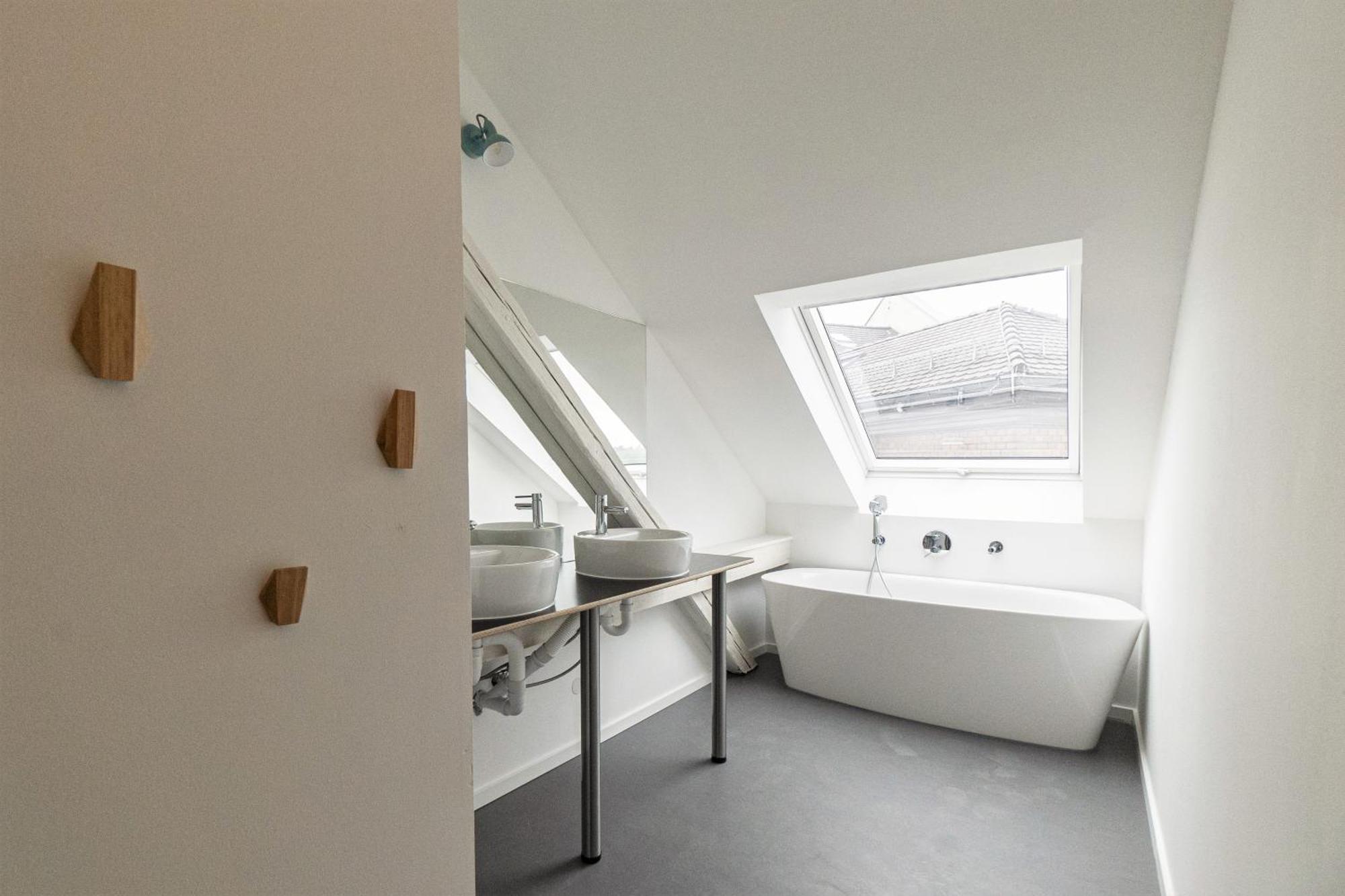 Kuenstlerzimmer Im Kulturhaus Haeselburg Gera Exterior foto