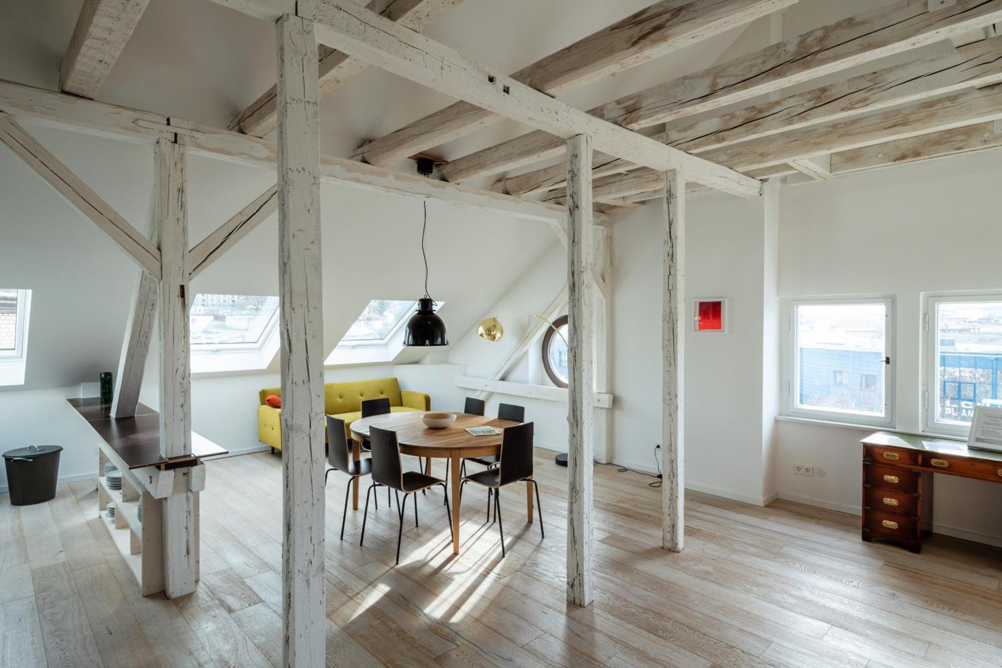 Kuenstlerzimmer Im Kulturhaus Haeselburg Gera Exterior foto